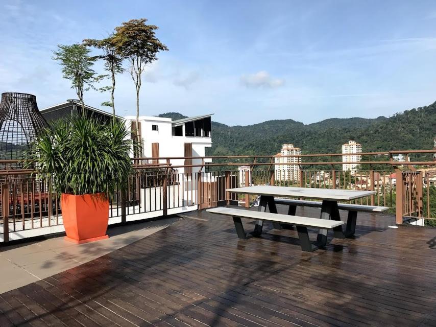 Hyland Signature 2 Bedroom Apartment @ Midhills Genting Genting Highlands Exterior photo